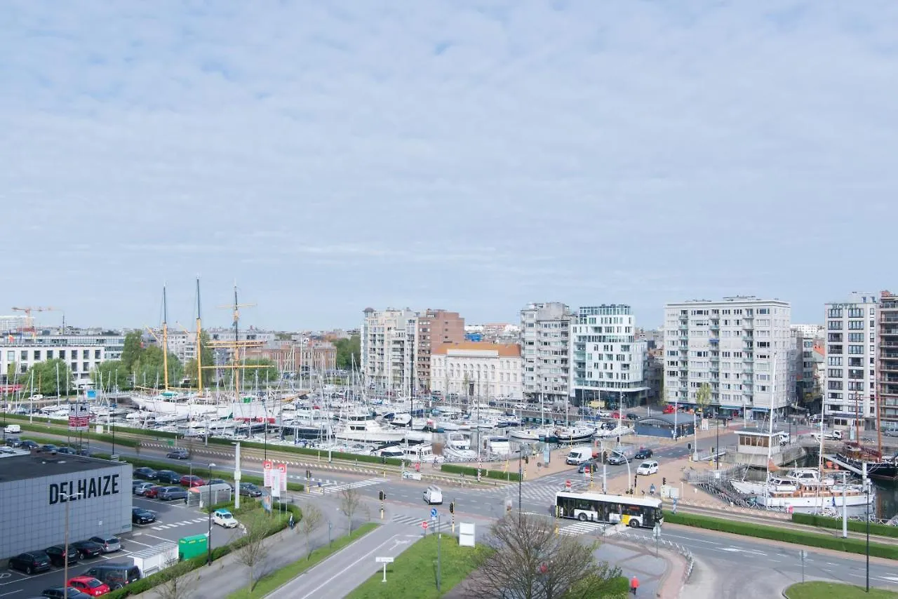 Apartment Zongericht Appartement Met Zicht Op De Jachthaven Ostend