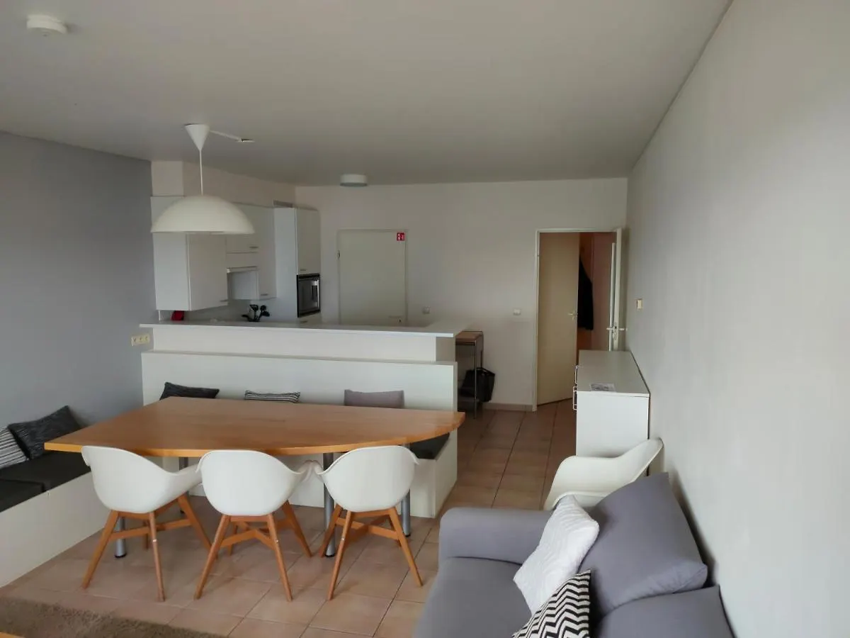 Apartment Zongericht Appartement Met Zicht Op De Jachthaven Ostend Belgium